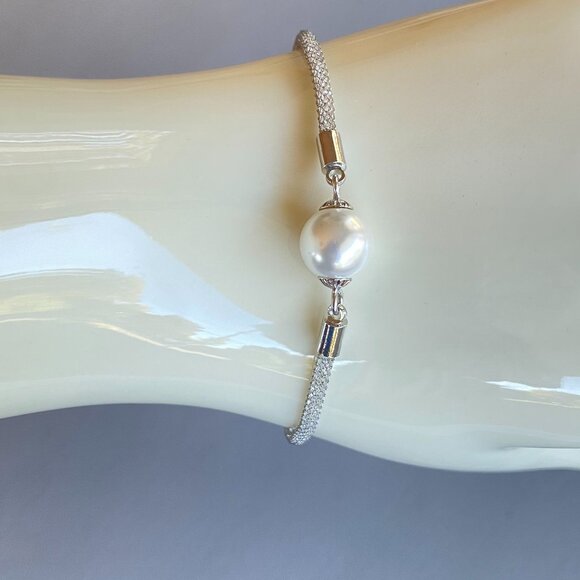 FAC Crystal Mesh Bracelet & Faux Pearl Earrings - Picture 2 of 6